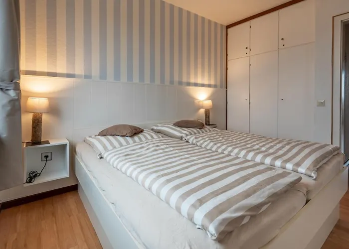 Kuestenkoje Бюзум